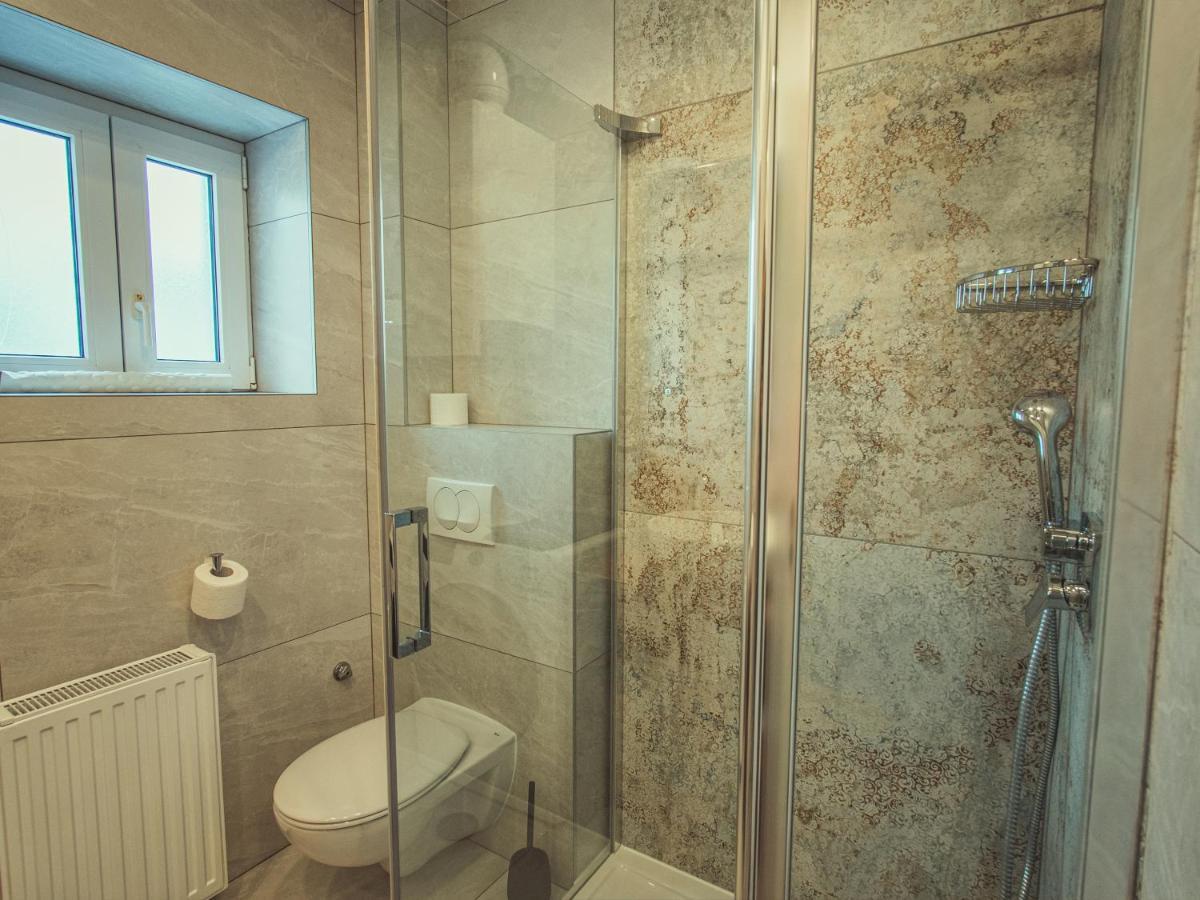 Apartmani Infinity Osijek Exterior foto